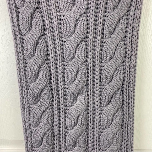 Chunky Knit Gray Infinity Scarf - Picture 3 of 4